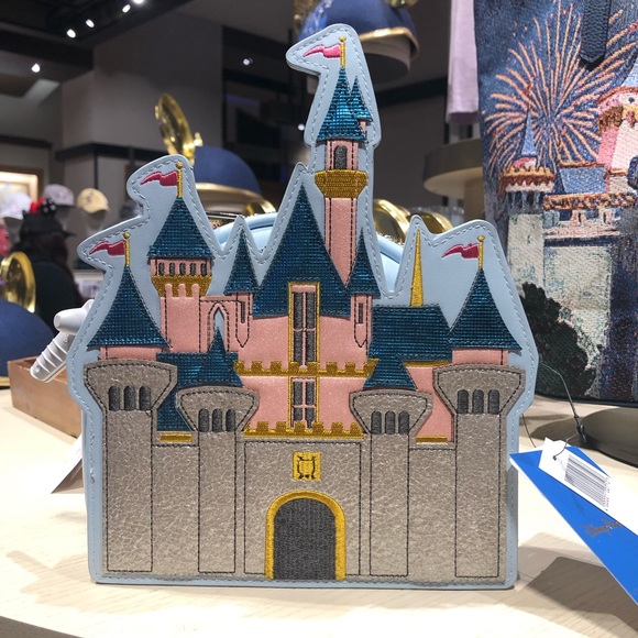 danielle nicole castle purse